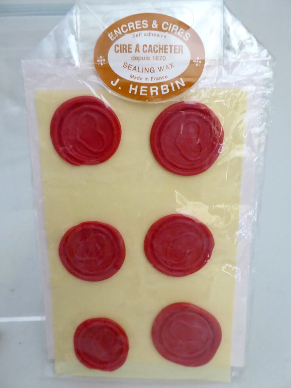 NEW FRENCH SELF ADHESIVE RED HEART WAX SEAL STATIONERY SCRAPBOOKING